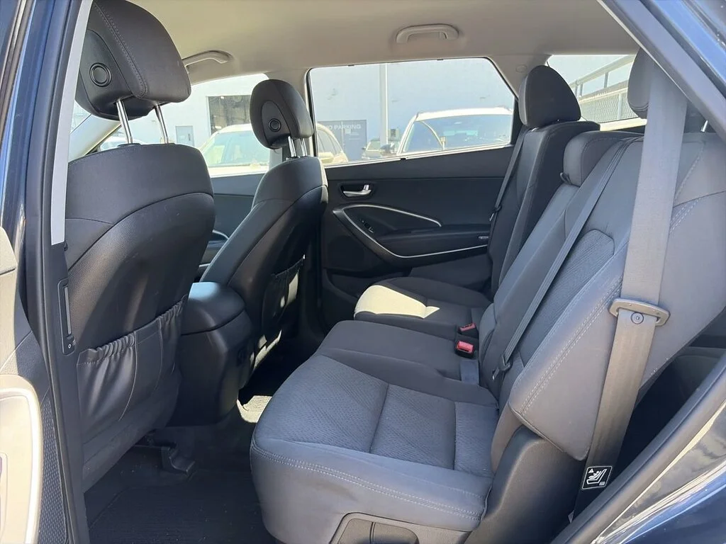 Used 2019 Iron Frost Hyundai AWD Essential Dilawri Certified   Local BC   Great image 20