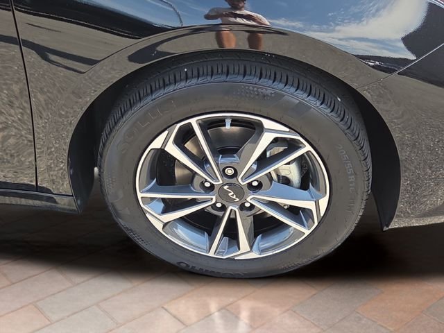 Certified Used 2024 Aurora Black Kia LXS image 18