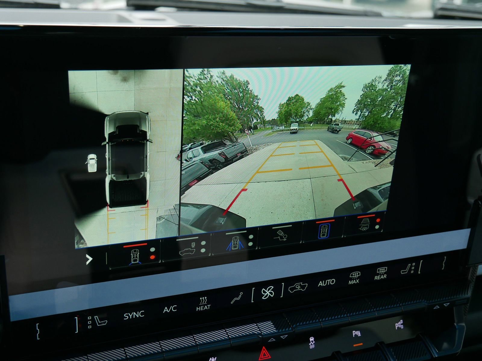 2025 GMC HUMMER EV 3X - Photo 14