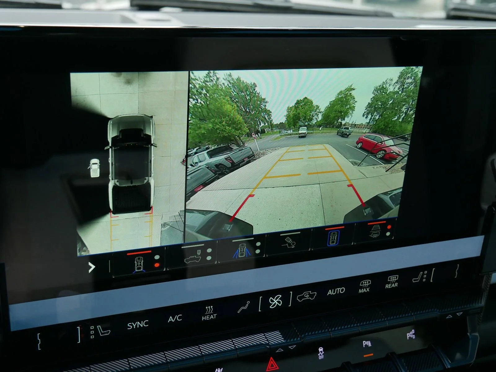 2025 GMC HUMMER EV 3X - Photo 14