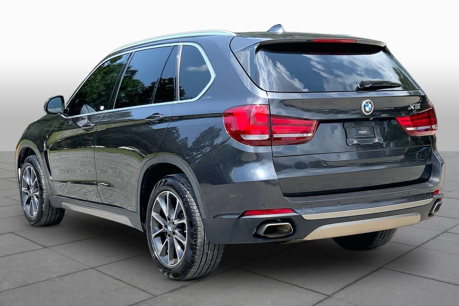 Used 2018 Dark Graphite Metallic BMW sDrive35i image 12