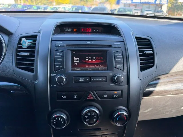 Used 2013 Satin Metal Kia LX image 10