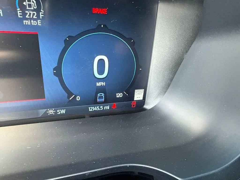 Used 2024 Black Metallic Ford XLT image 7