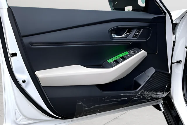 New 2026 Platinum White Pearl Honda EX-L Hybrid image 13