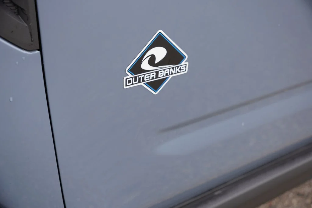 Used 2025 Azure Gray Metallic Ford Outer Banks image 14