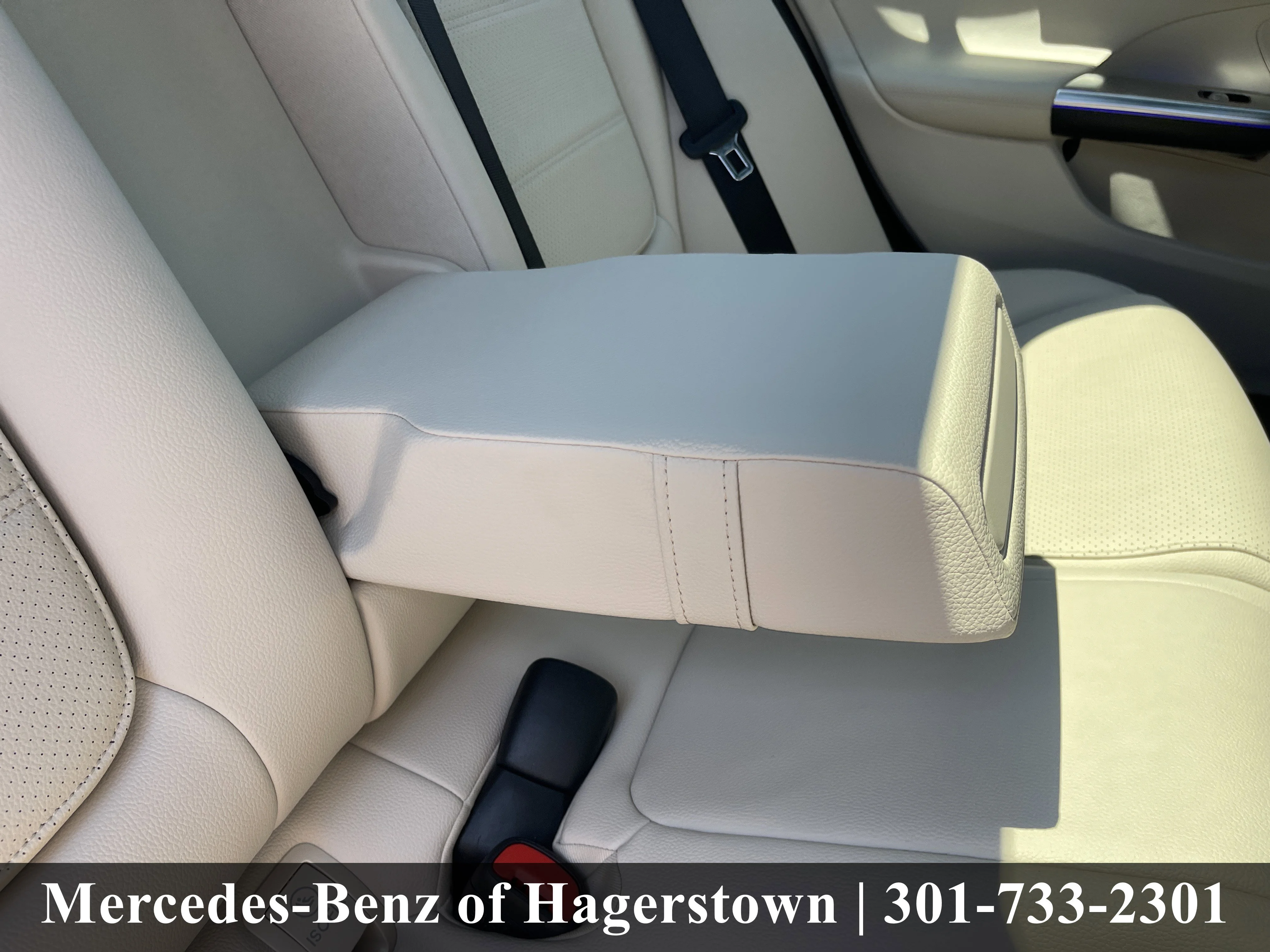 Certified Used 2023 Polar White Mercedes-Benz C 300 4MATIC® Sedan image 23