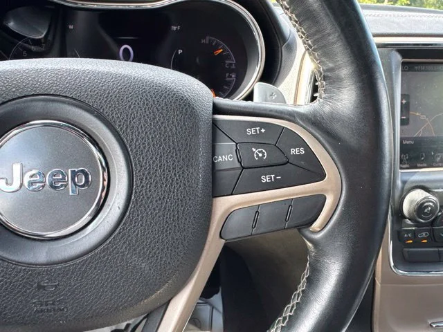Used 2015 White Jeep Overland image 26