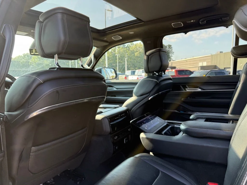 Used 2024 Black Jeep Series II image 20