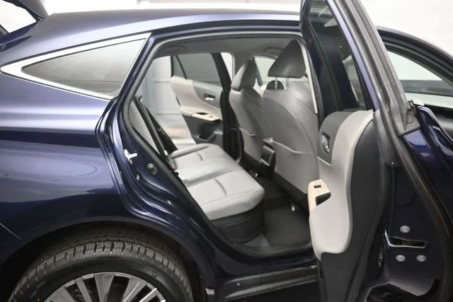 Certified Used 2021  Toyota Limited image 13