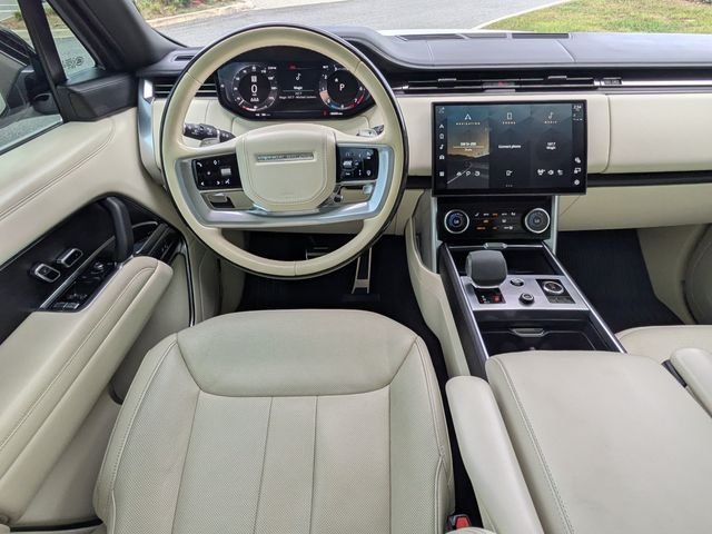 Used 2023 Fuji White Land Rover Autobiography image 19