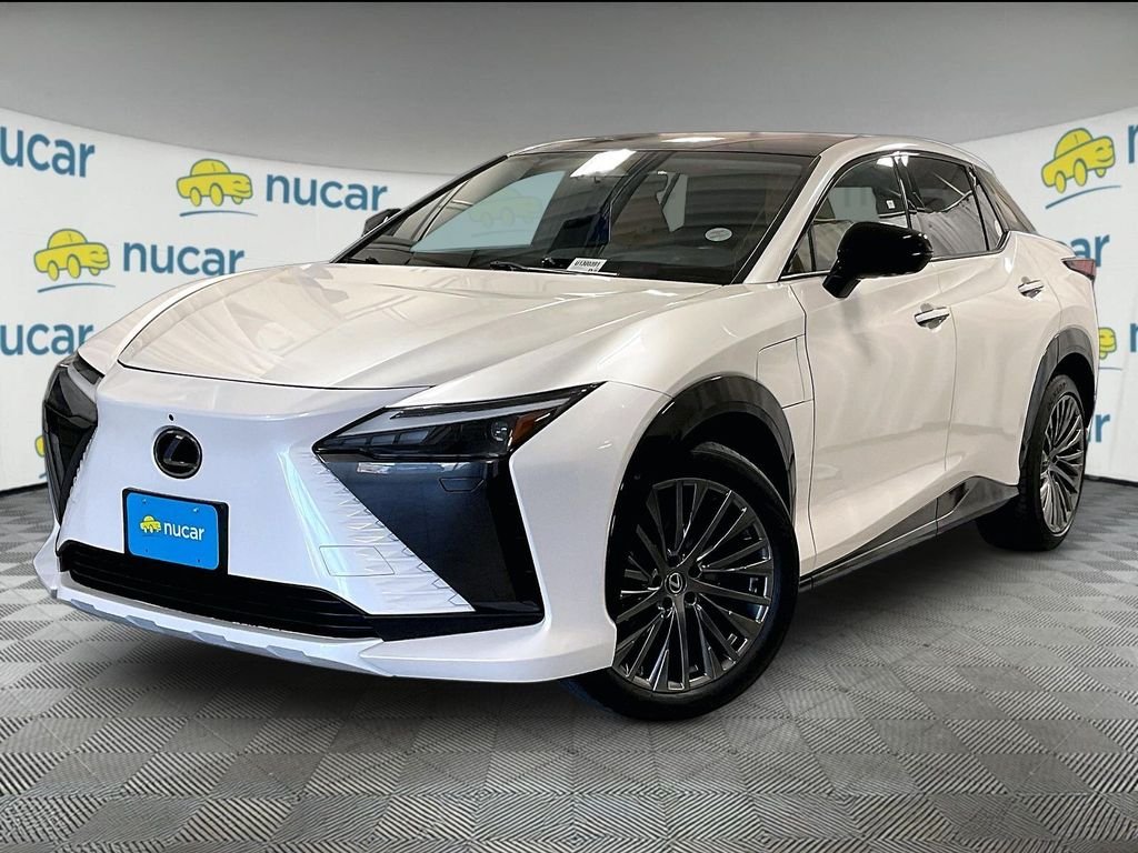 Used 2023 White Lexus 450e Luxury image 3