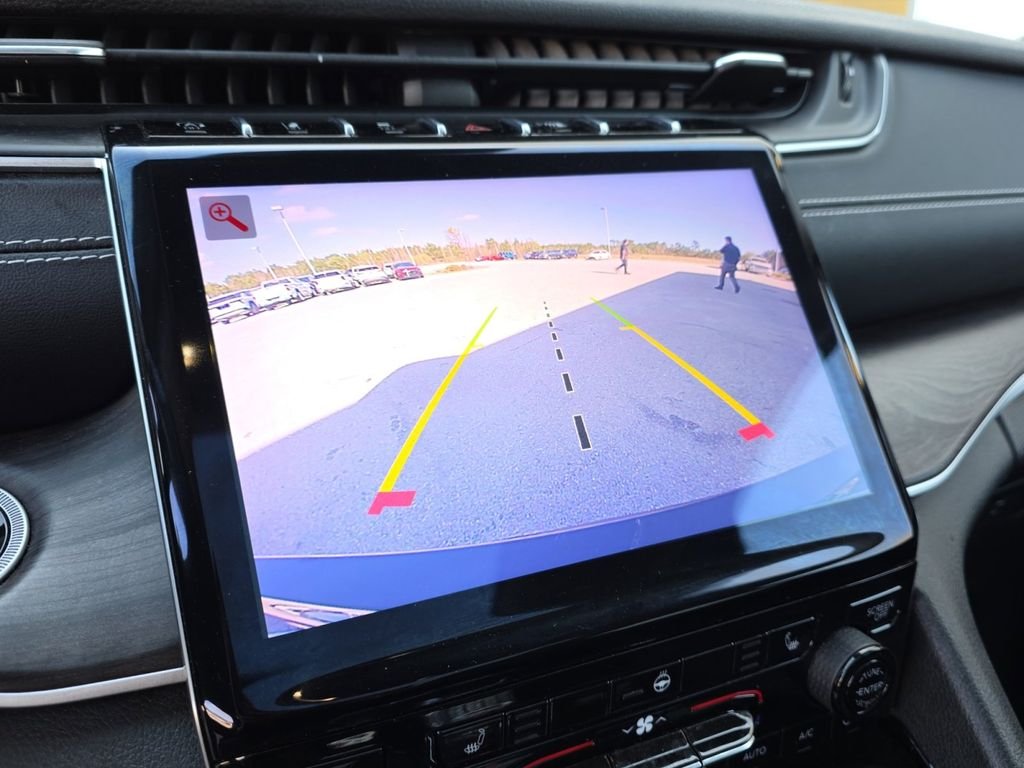 Used 2022 Black Jeep Limited image 22