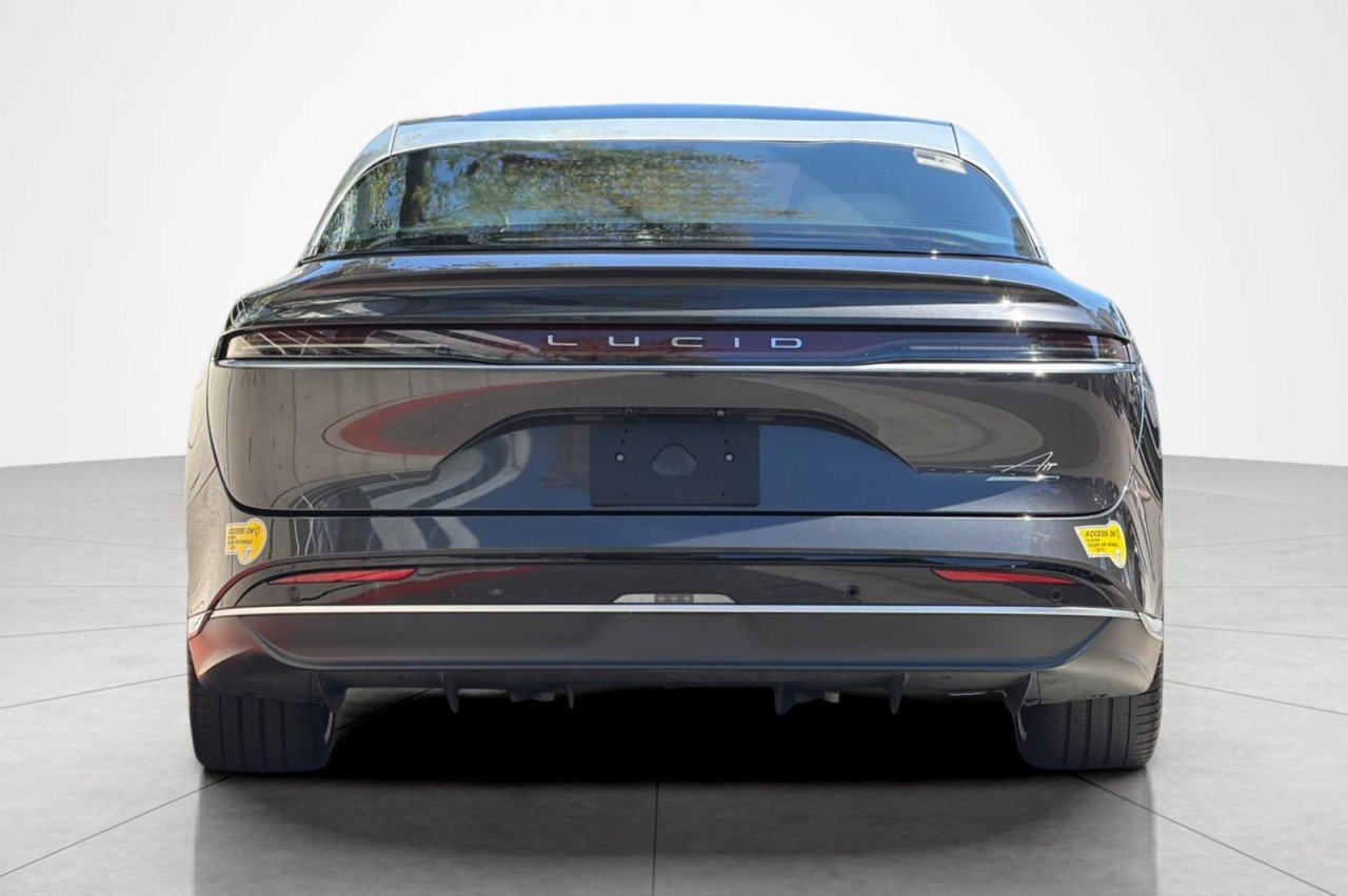 Used 2022 GRAY Lucid Grand Touring image 4