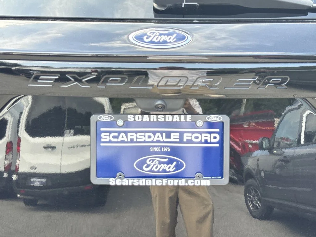Used 2023 Agate Black Metallic Ford ST image 35