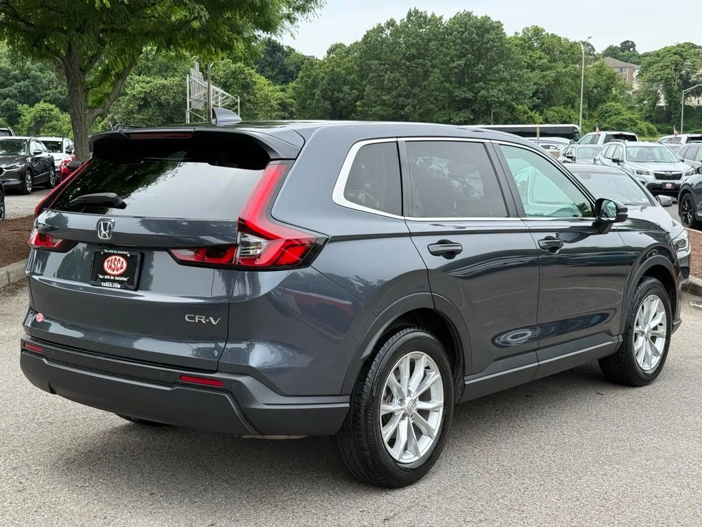 Used 2024 Gray Honda EX-L image 8