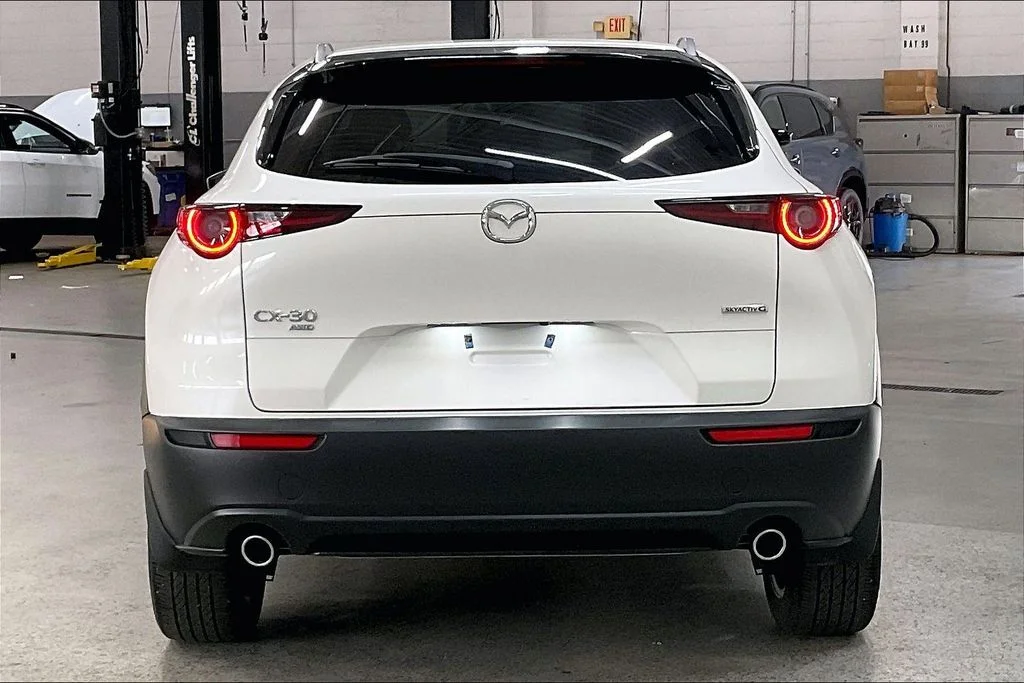 Used 2024 White Mazda 2.5 S Preferred Package image 3