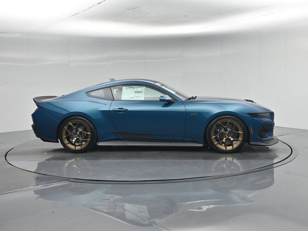 New 2026 Adriatic Blue Metallic Ford GT Premium image 31