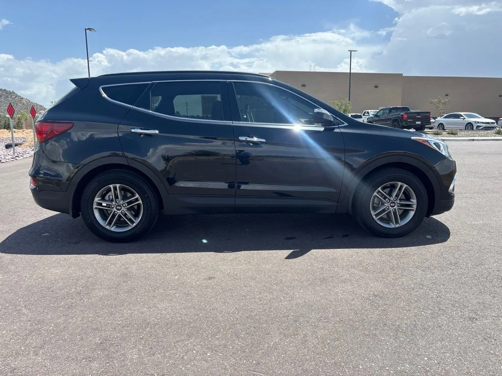 Used 2018 Black Hyundai 2.4 Base image 4