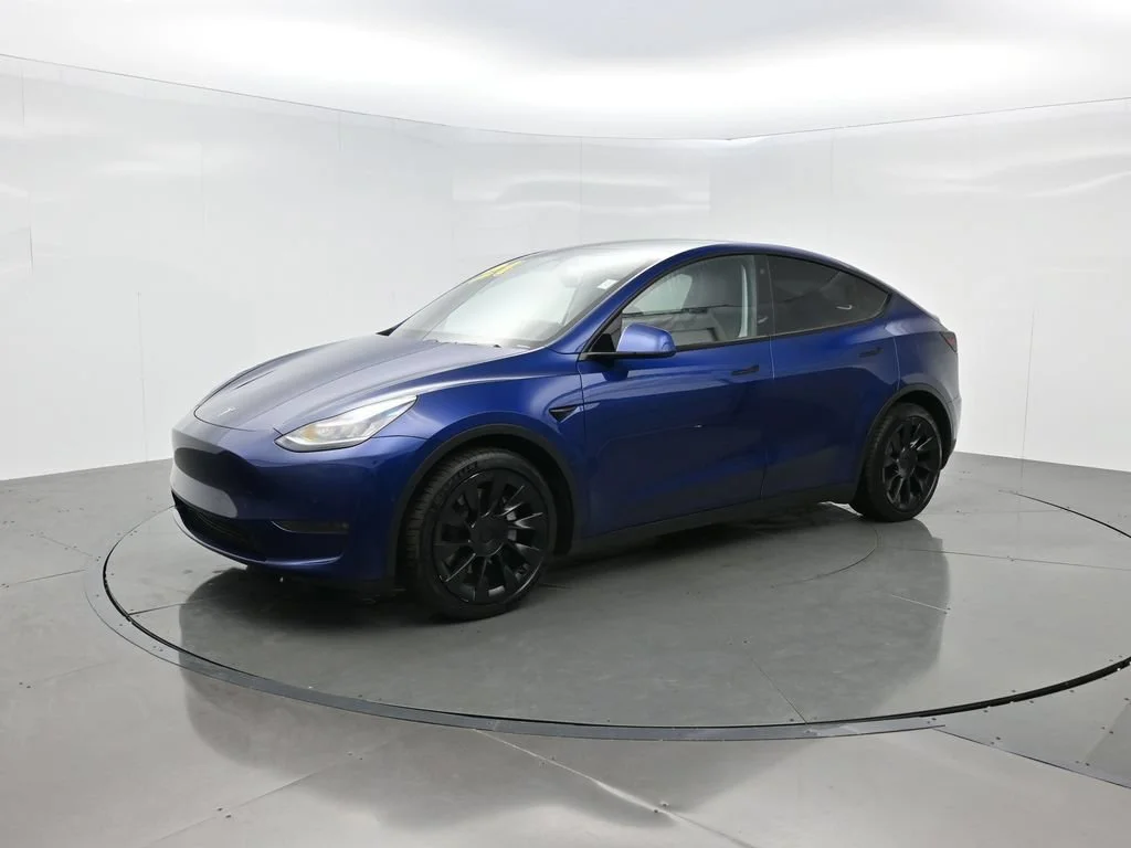 Used 2021 Blue Tesla Long Range image 2