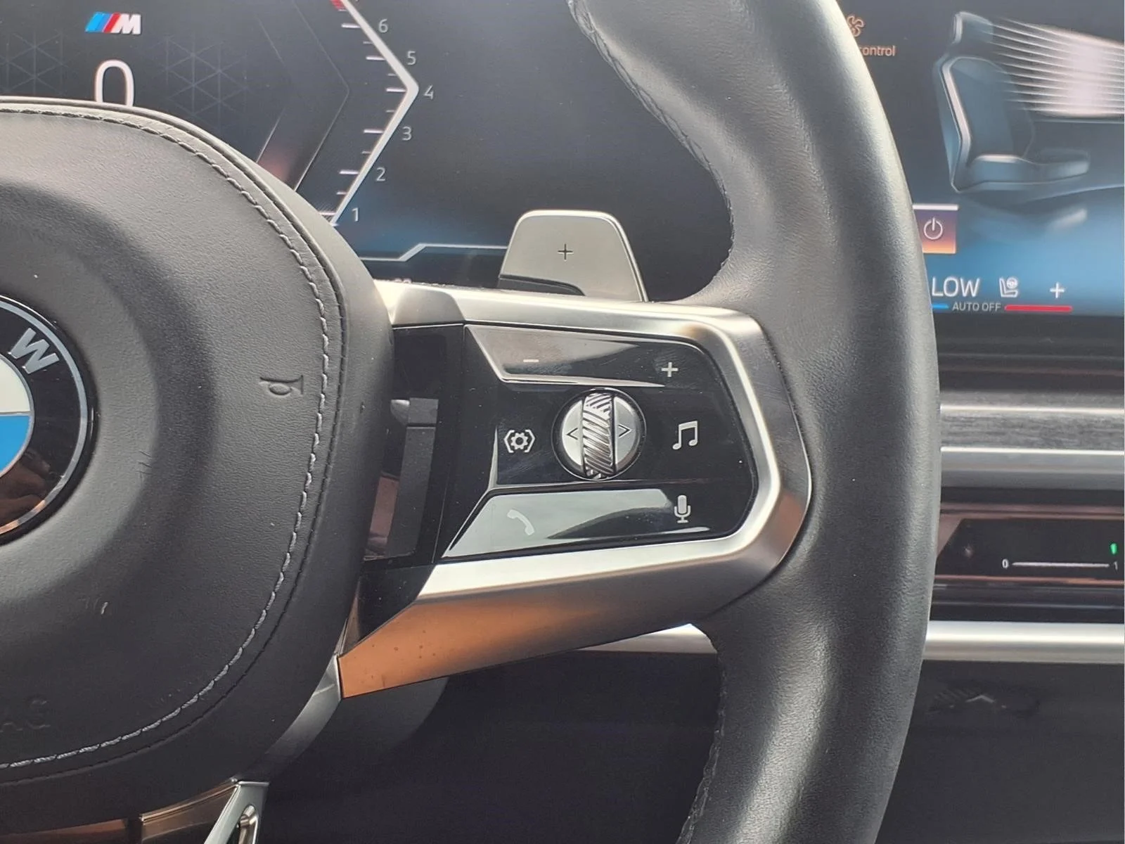 2024 BMW 7 Series 740i - Photo 18