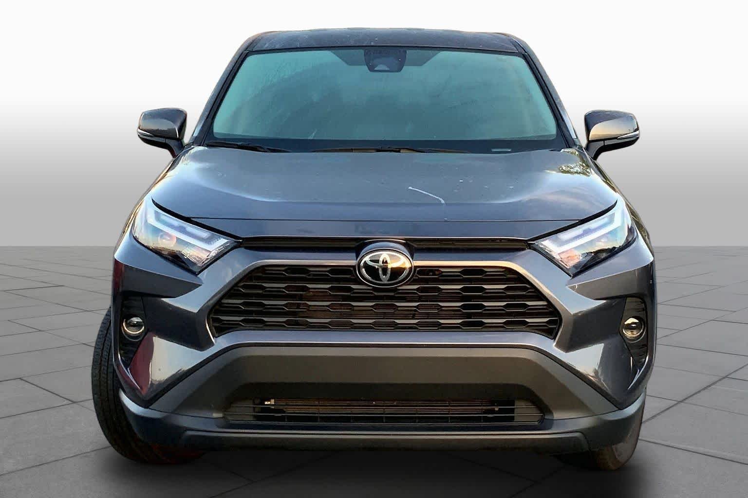 Used 2025 Magnetic Gray Metallic Toyota LE image 4