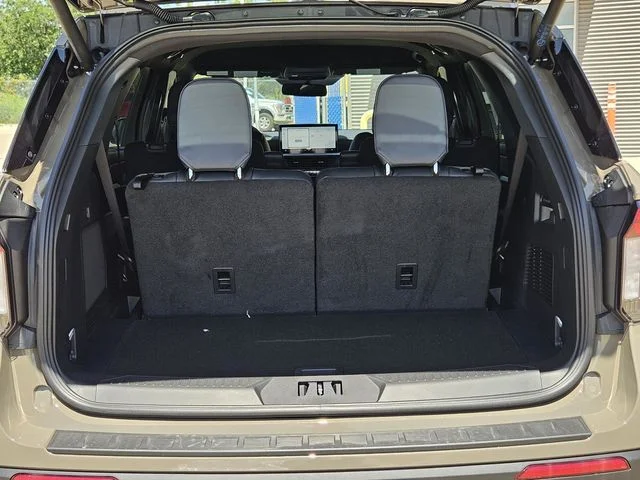 New 2026 Marsh Gray Ford Tremor® image 11