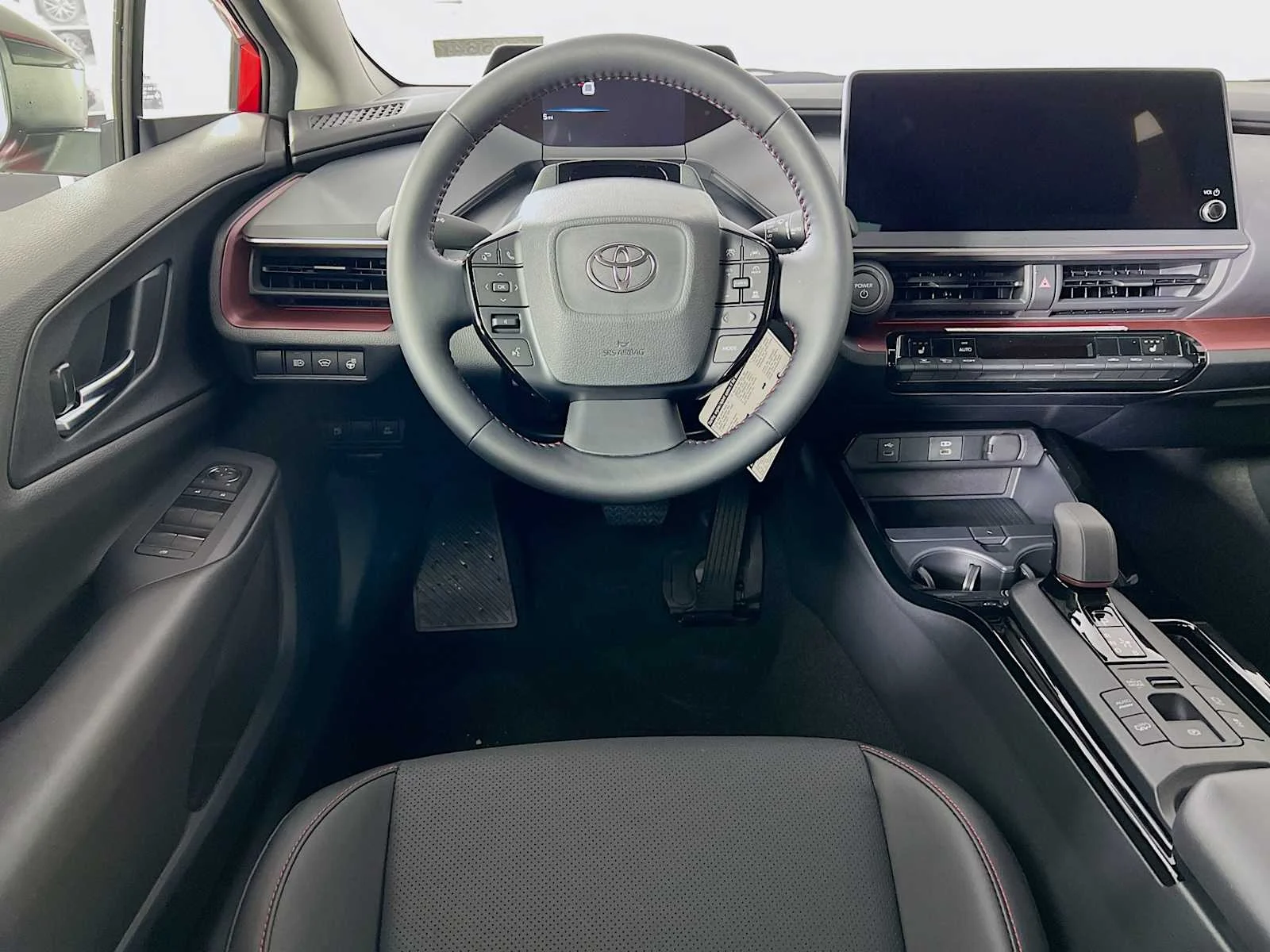 2026 Toyota Prius Plug-In Hybrid — photo 15