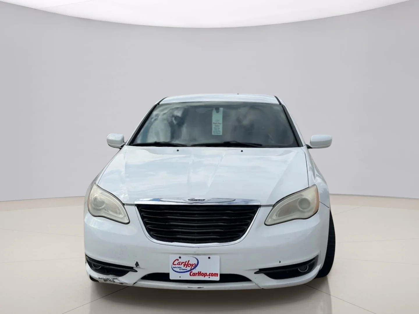 Used 2013 White Chrysler TOURING image 8