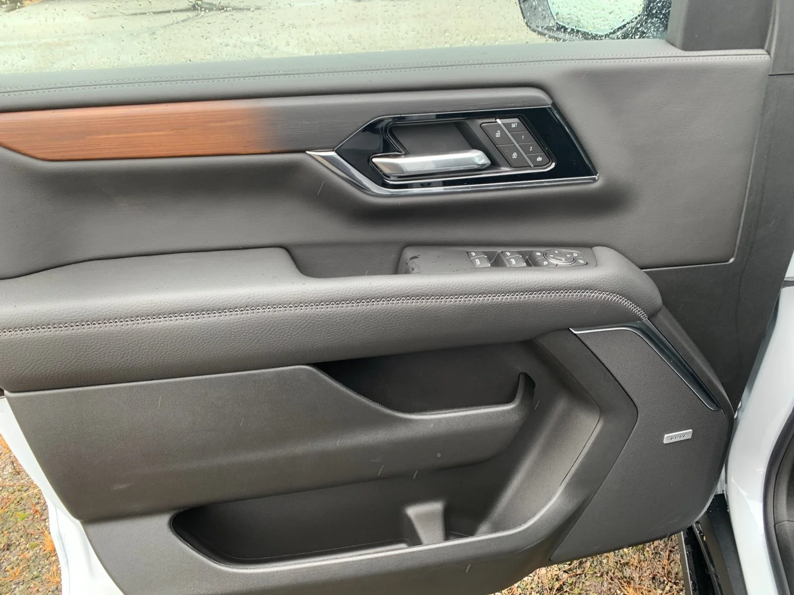 2026 GMC Yukon Denali - Photo 11