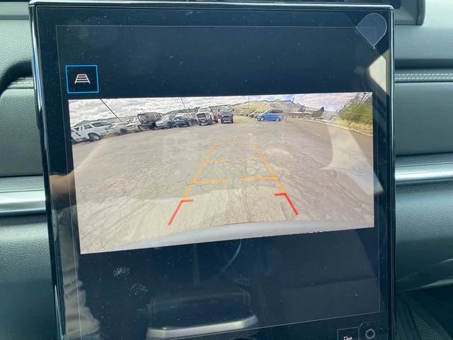 New 2026 Sterling Metallic GMC Elevation image 17