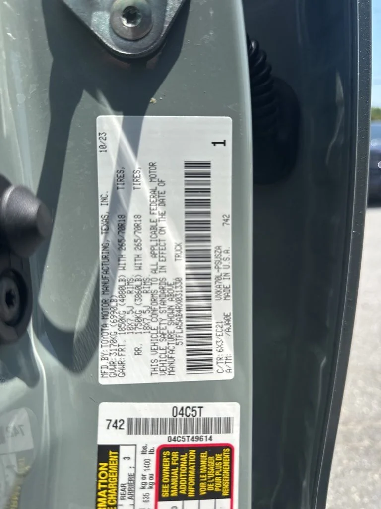 Used 2024  Toyota SR5 image 26