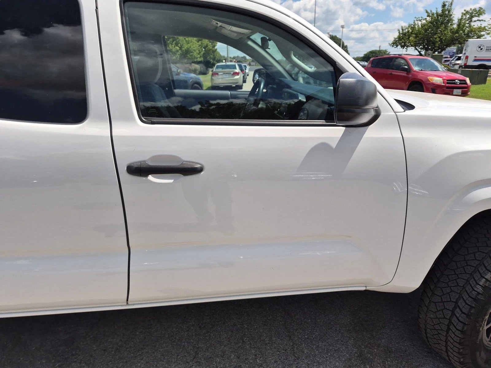 Used 2022 White Toyota SR image 33