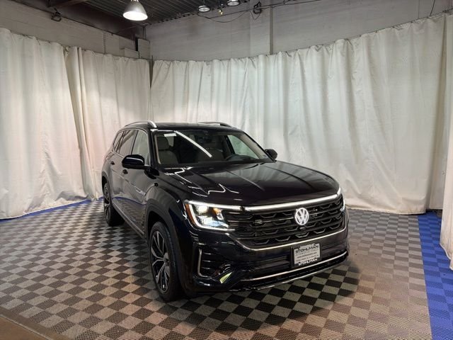 2026 Volkswagen Atlas 2.0T SEL Premium R-Line 4MOTION's photo