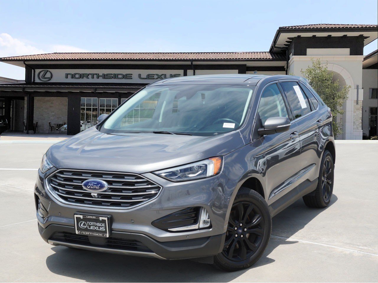 2022 Ford Edge Titanium AWD's photo
