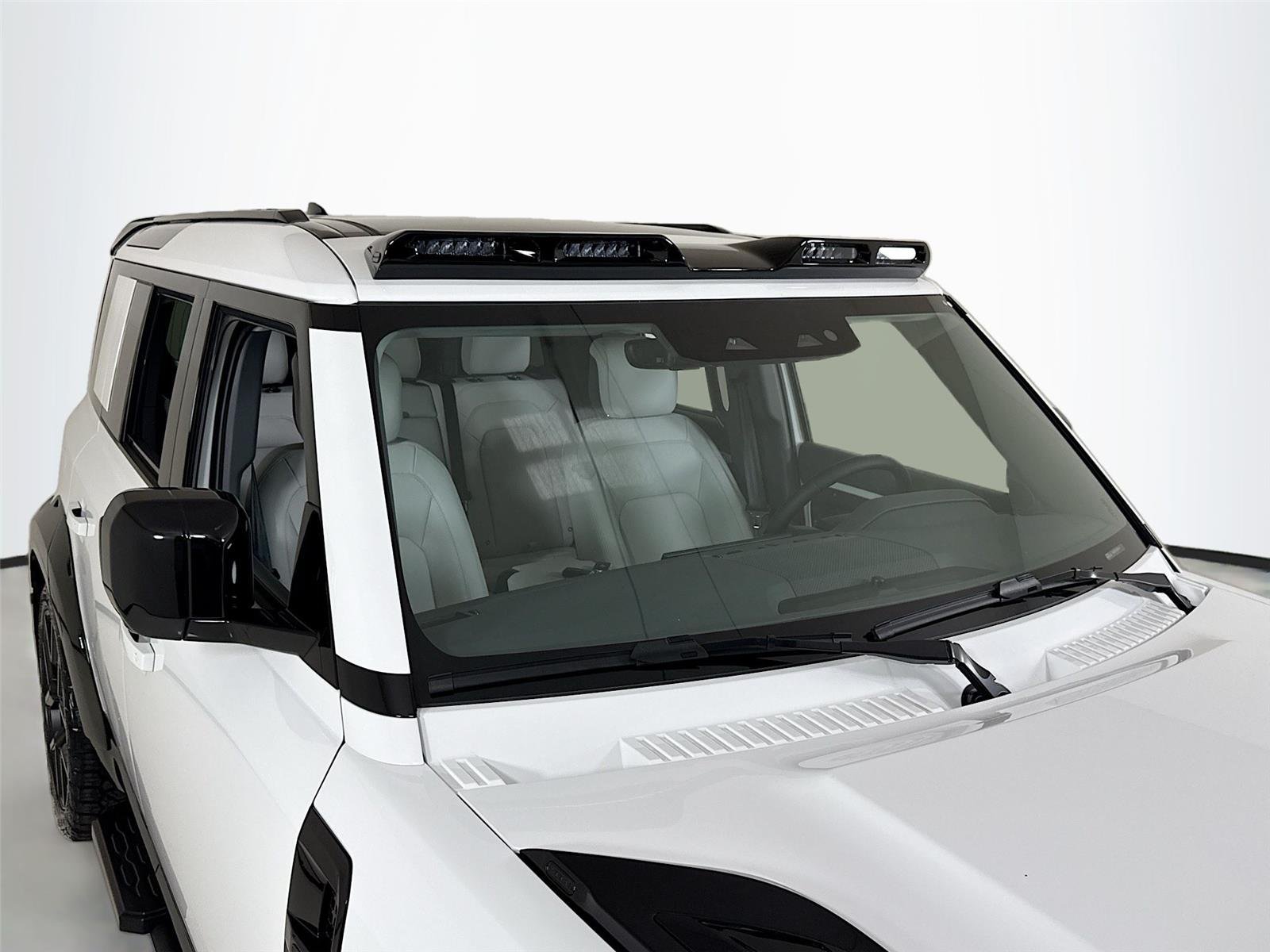 Used 2026 Fuji White Land Rover X-Dynamic SE | Urban Widetrack Build image 34