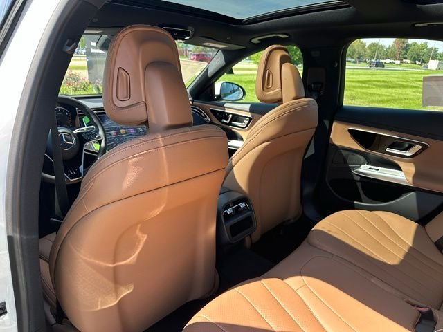 New 2027 Polar White Mercedes-Benz E 350 image 17
