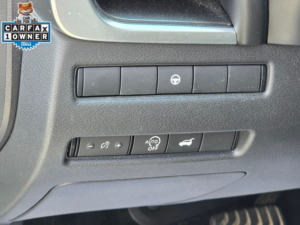 Used 2023 White Nissan SV image 9