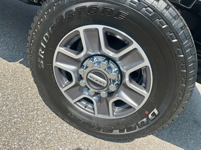 New 2026 Oxford White Ford F-250® Lariat® image 28