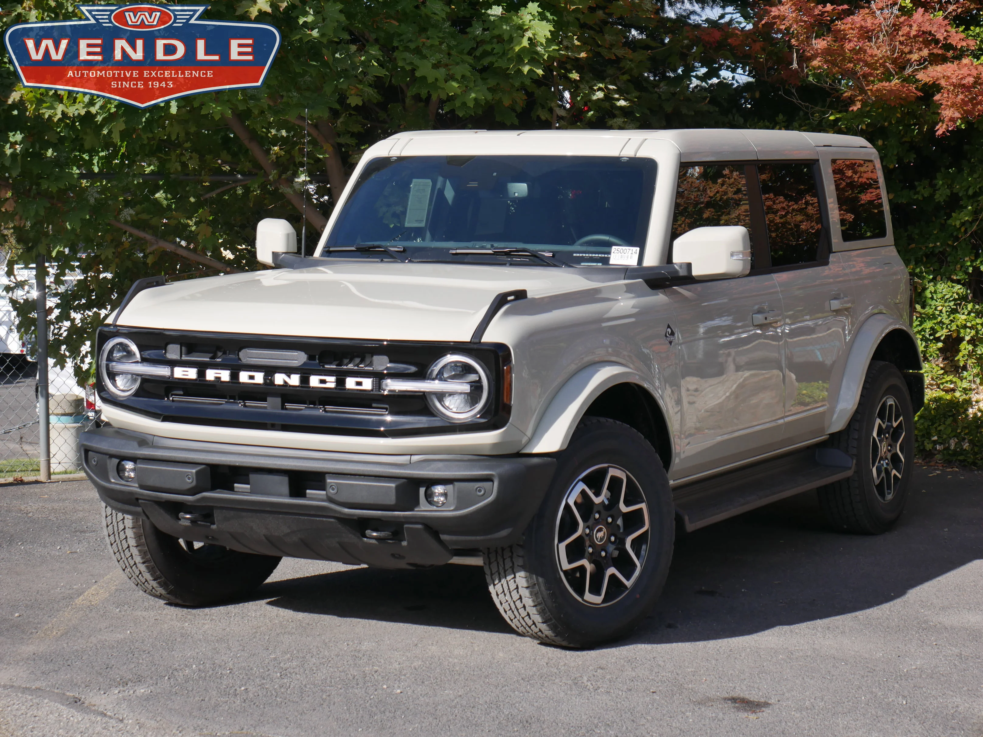 2025 Ford Bronco Outer Banks 4x4's photo