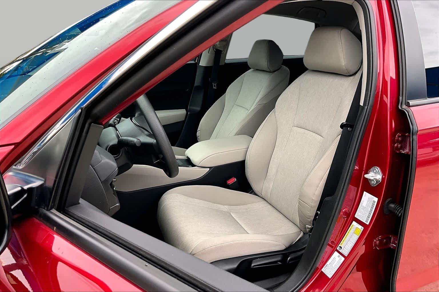 Used 2026 Radiant Red Metallic Honda LX image 9
