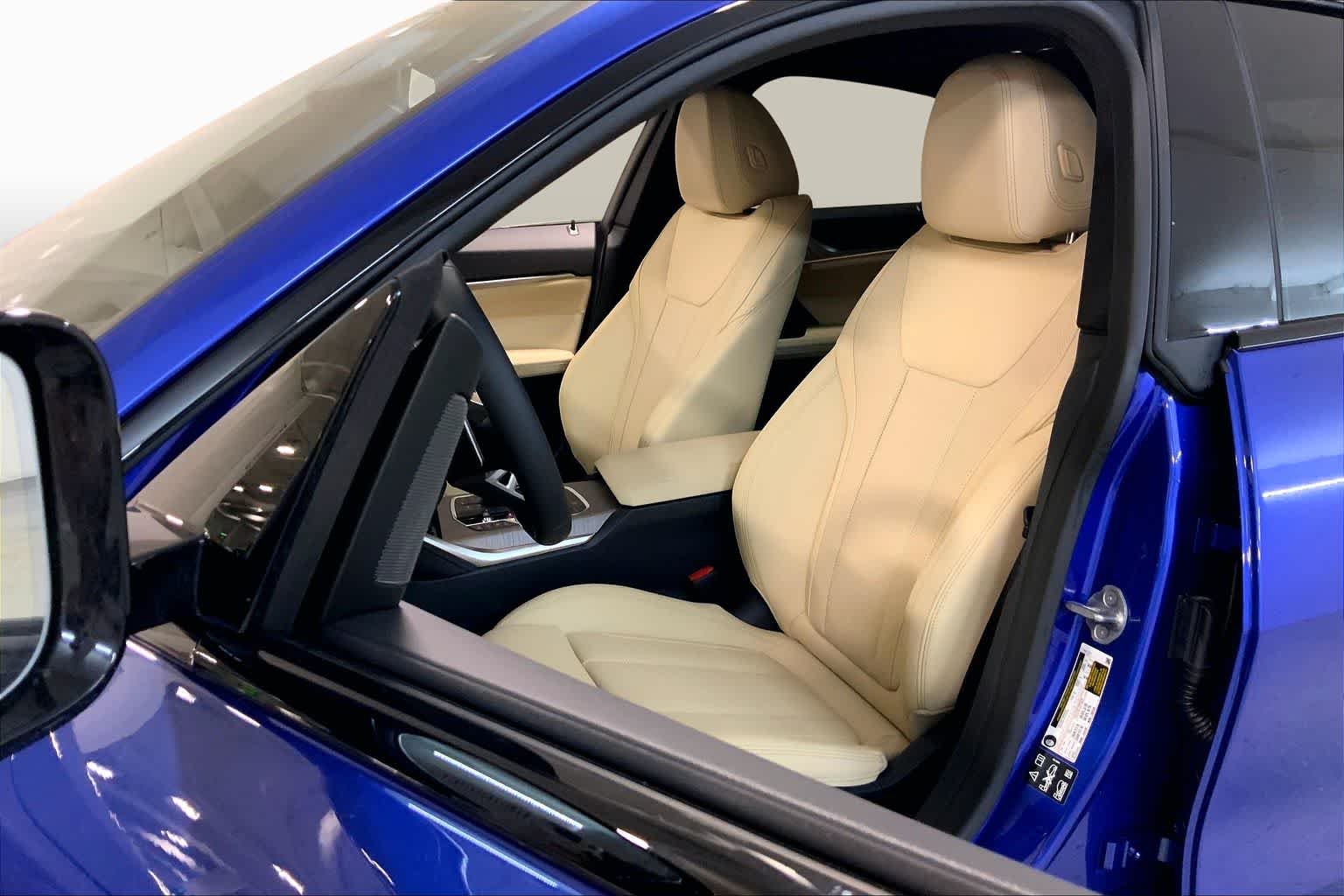 New 2026 Portimao Blue Metallic BMW 430i xDrive image 9