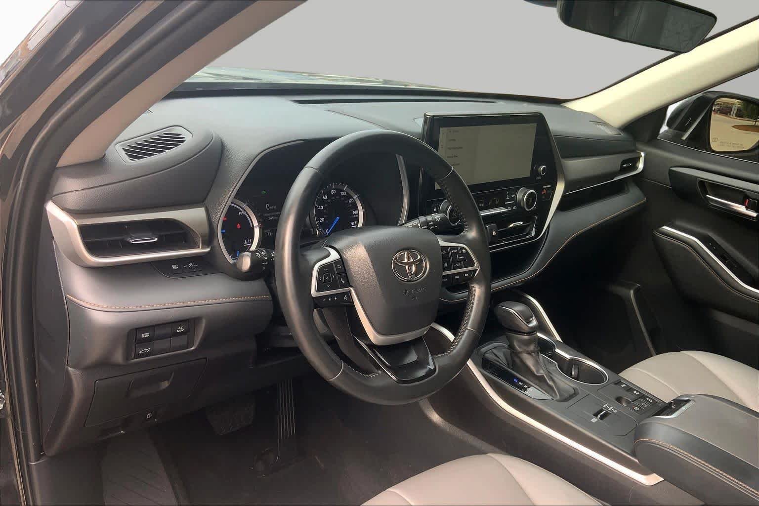 Used 2023 Midnight Black Metallic Toyota Hybrid Bronze Edition image 18