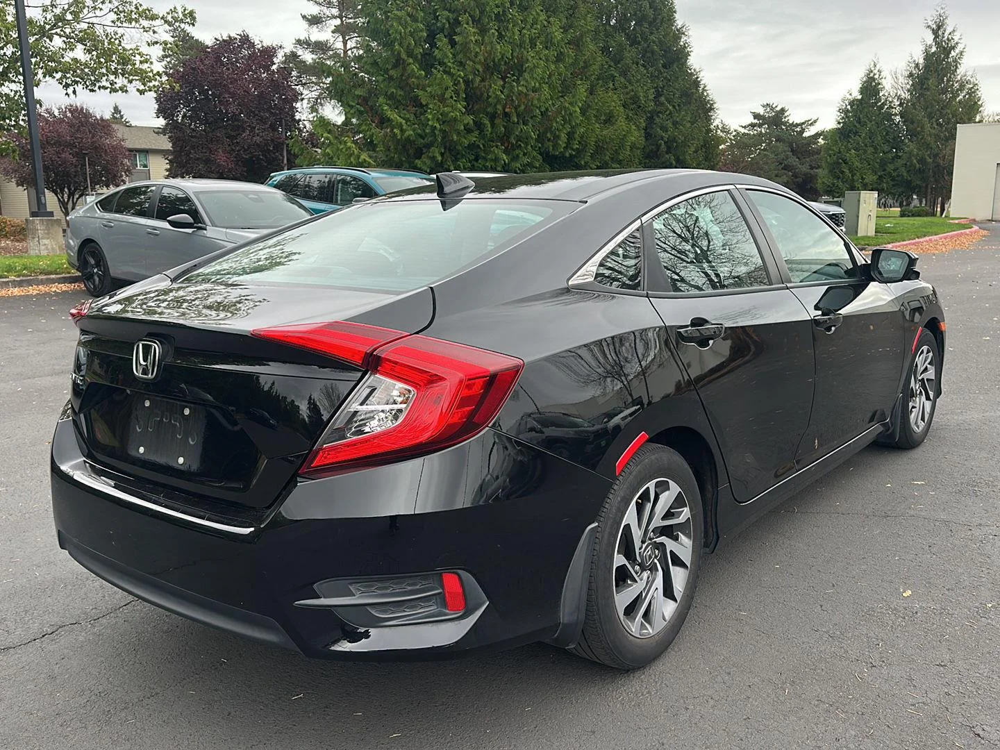 Used 2017 Crystal Black Pearl Honda EX image 5