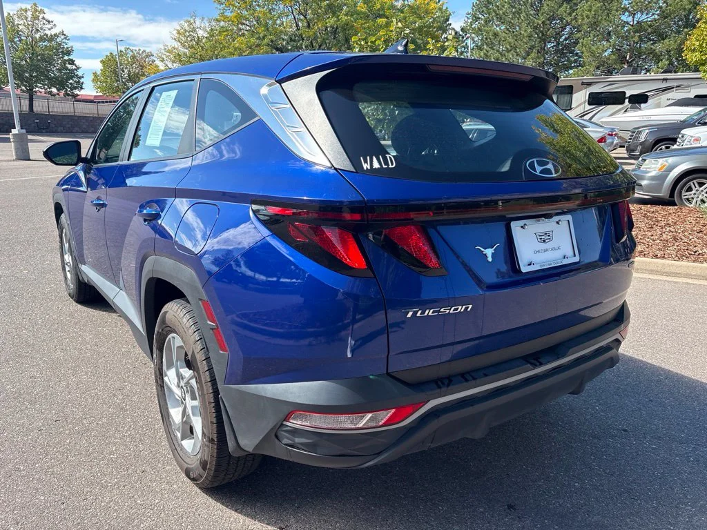 Used 2023 Blue Hyundai SE image 3