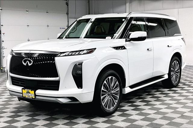 2025 INFINITI QX80 Sensory 4WD - Photo 12