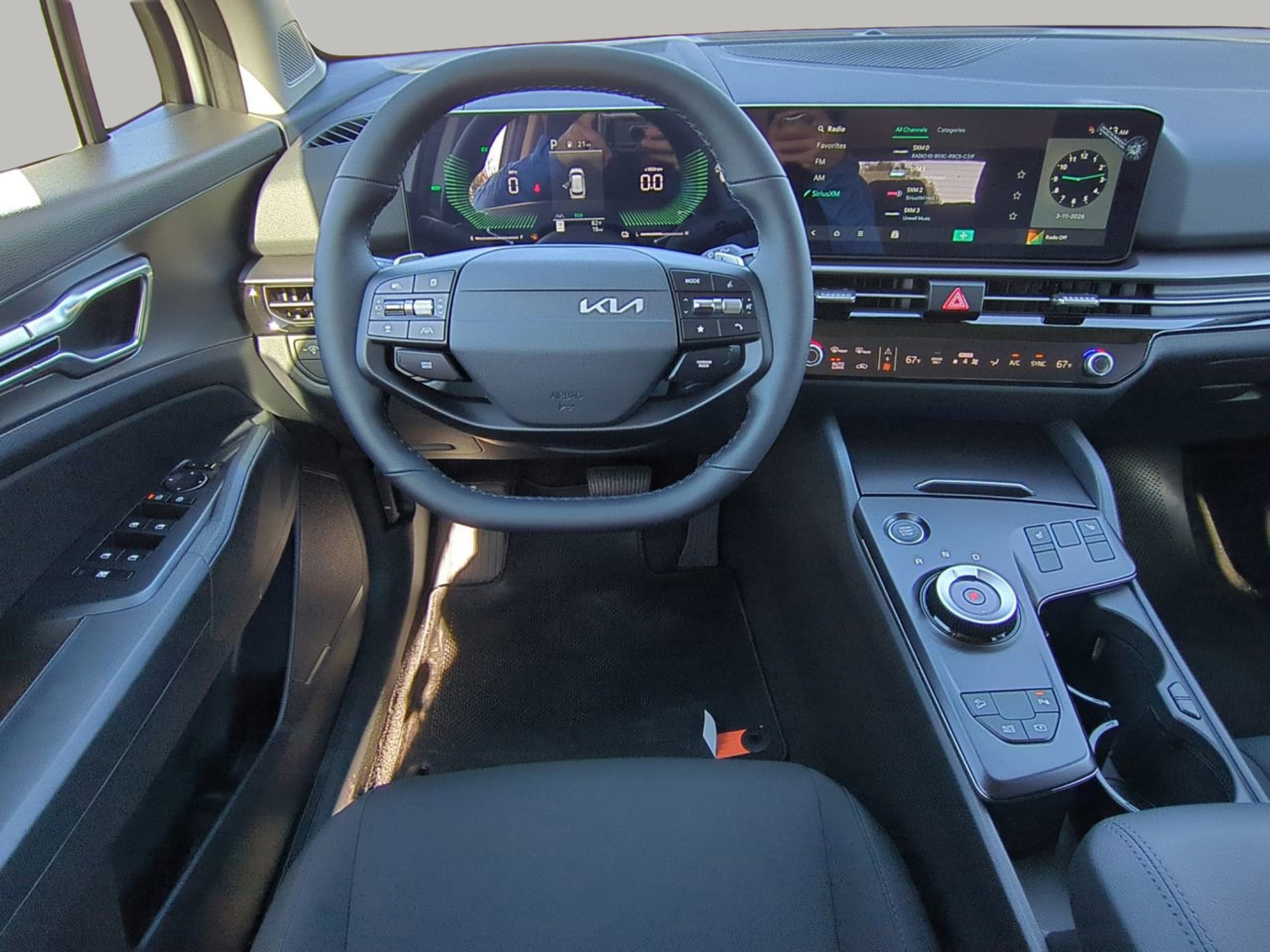 New 2026 Snow White Pearl Kia S image 17