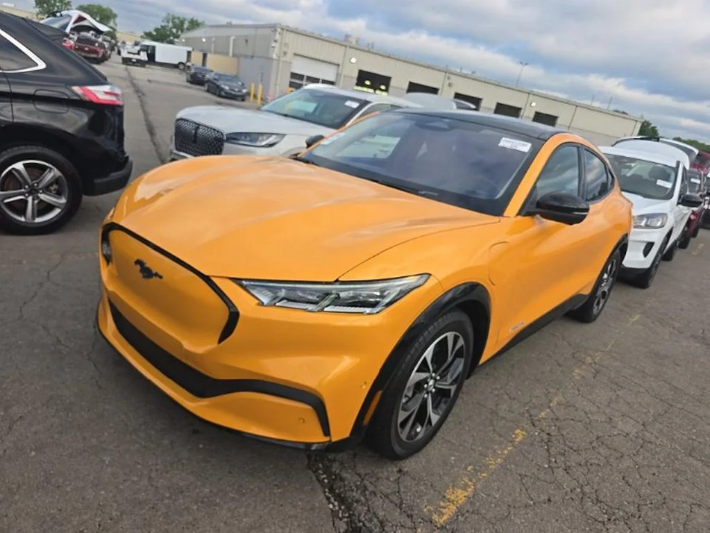 Used 2023 Orange Ford Premium image 2