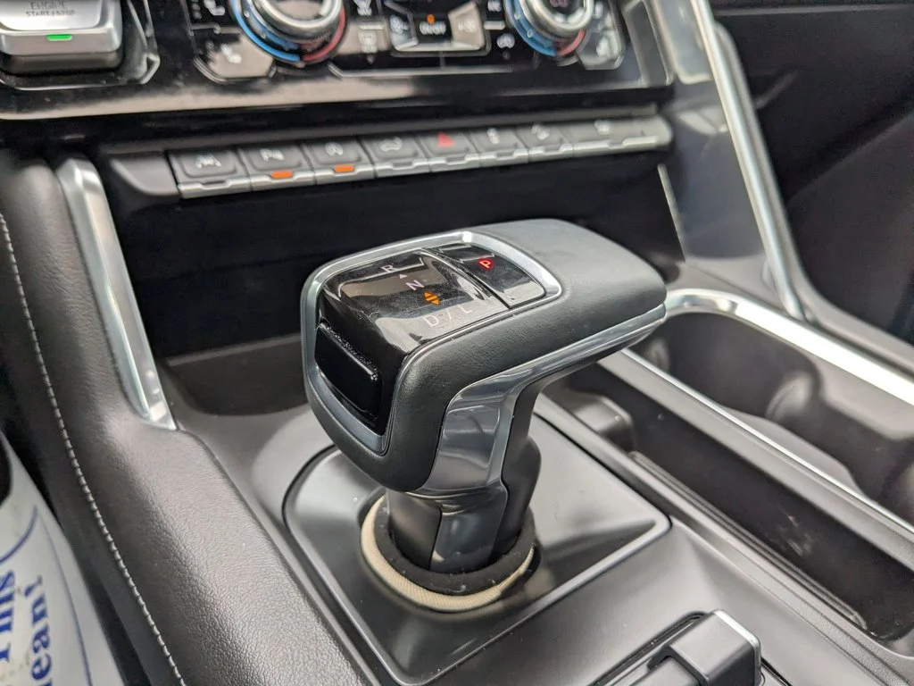 Used 2023 Onyx Black GMC Denali image 20