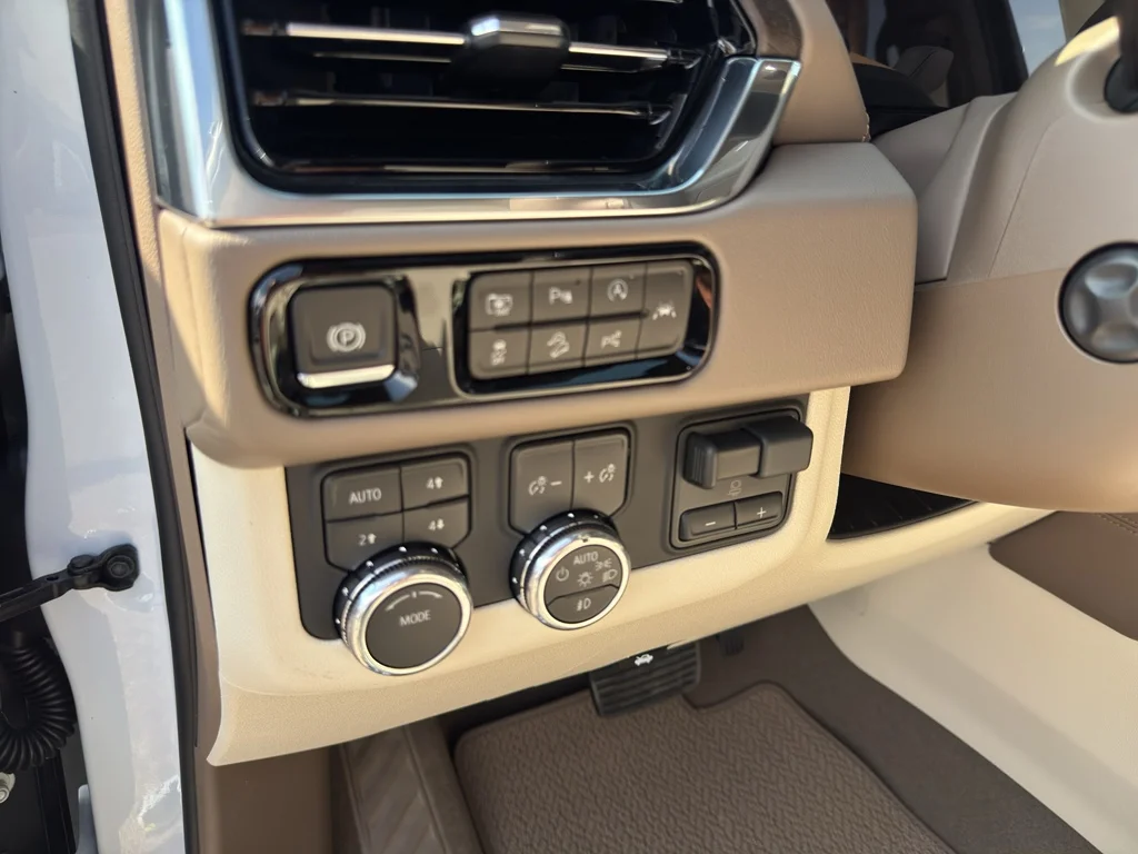 New 2026 Glacier White Tricoat GMC Denali image 23