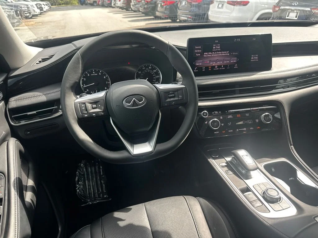 Used 2024 Black INFINITI PURE image 19